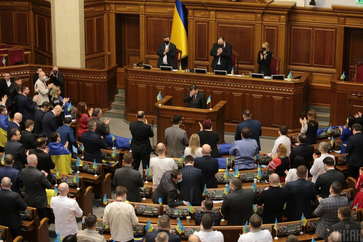 Рада схвалила новий склад Кабінету міністрів України: хто тепер в уряді