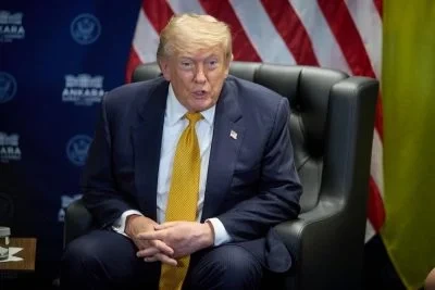 "Виб'ємо з них усе лайно": Трамп жорстко пригрозив Ірану після атаки