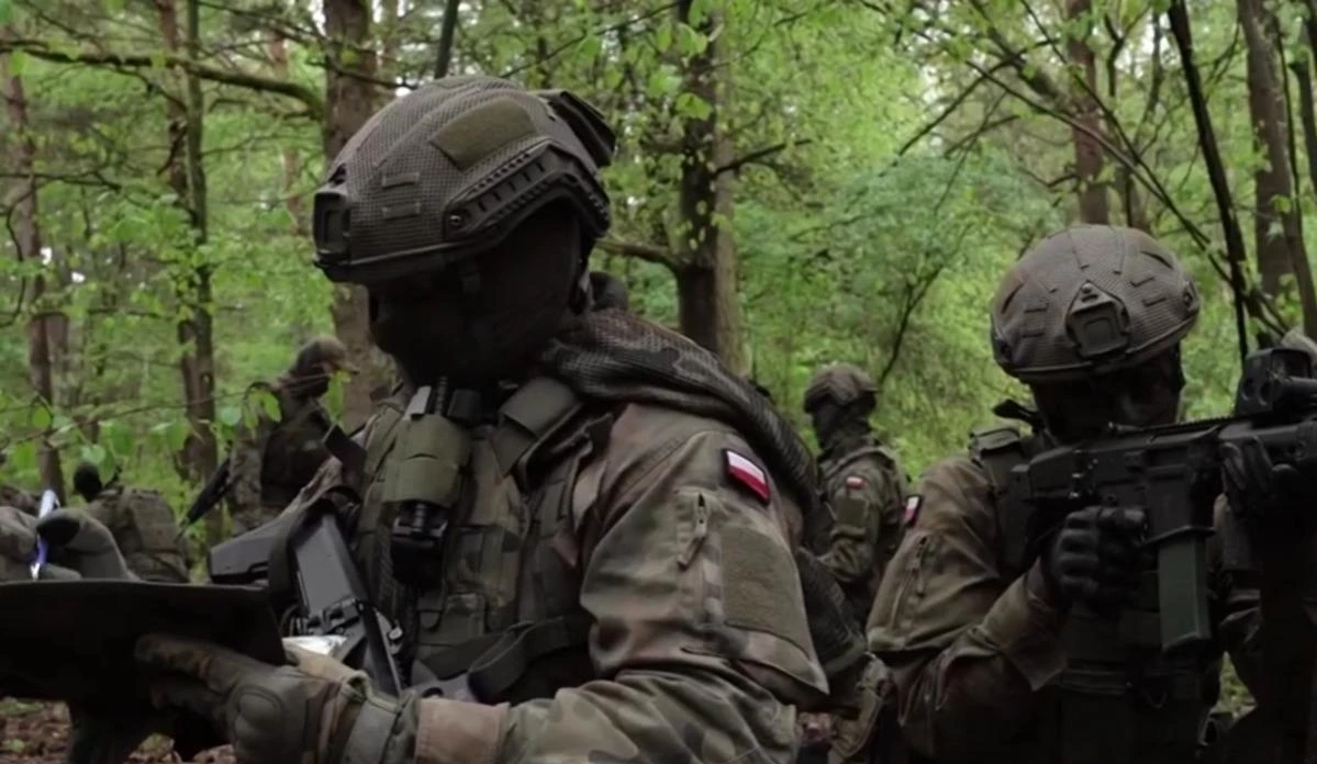 В Польщі можуть запровадити стан повної державної готовності до війни